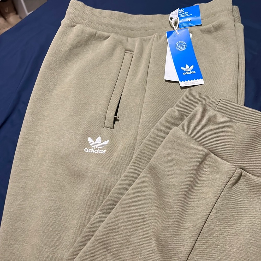 Adidas sweatpants size xxl olive green